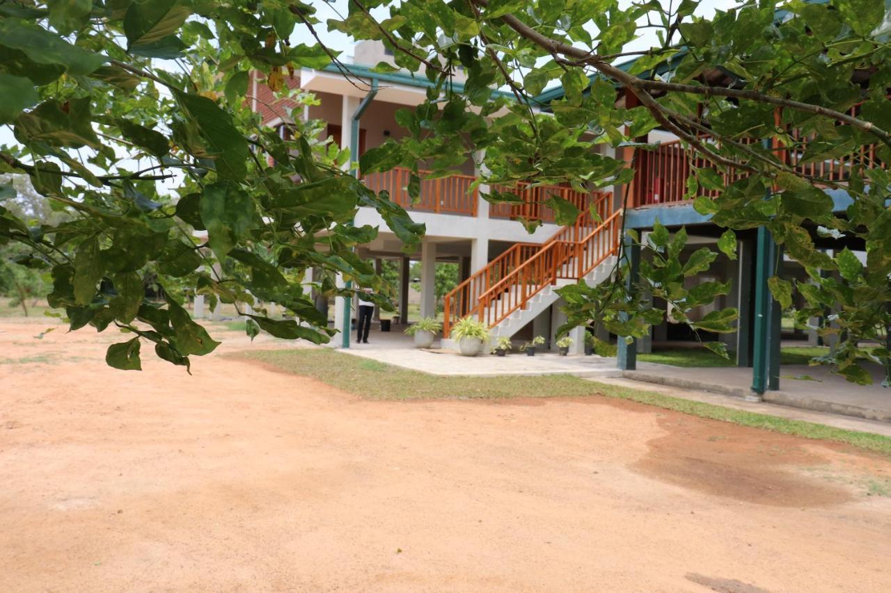 Kayjay Wild Wilpattu Hotel Екстериор снимка