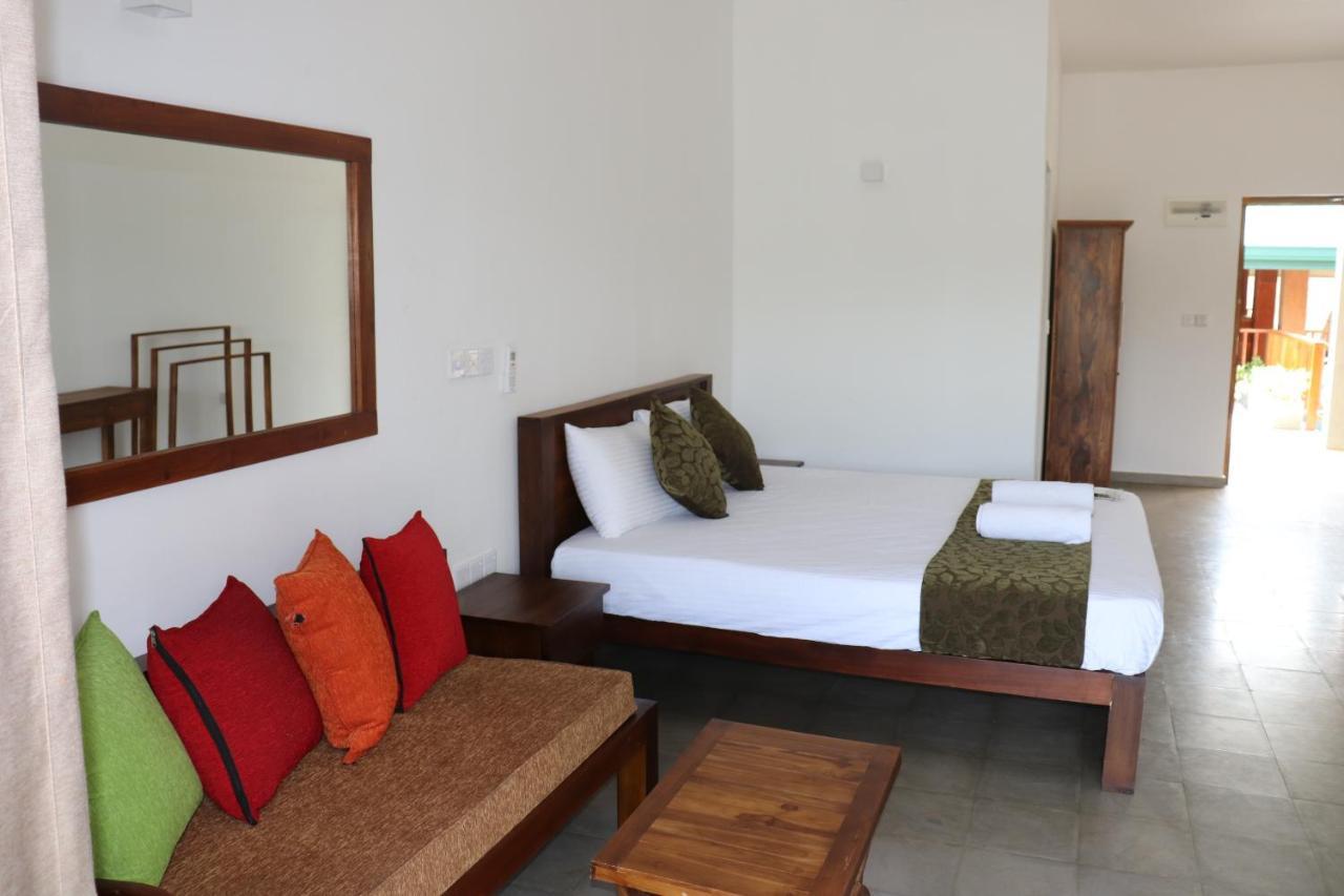 Kayjay Wild Wilpattu Hotel Екстериор снимка