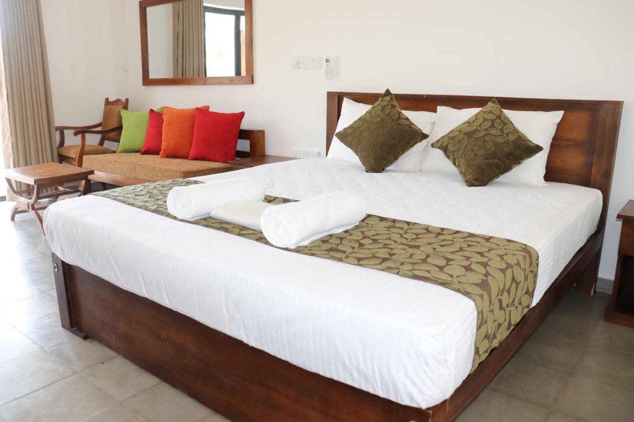 Kayjay Wild Wilpattu Hotel Екстериор снимка